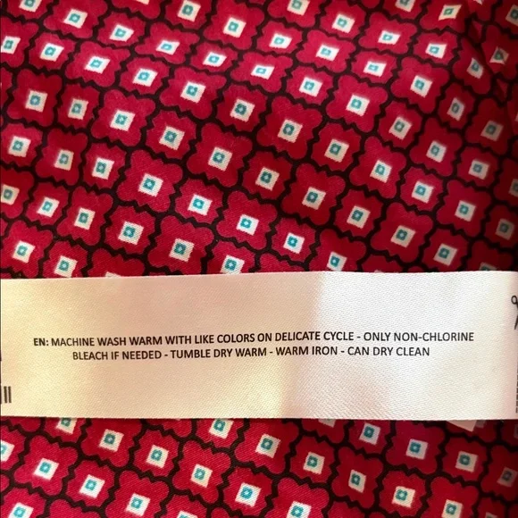 Ariat Women’s Red and White Patterned Shirt - Picture 8 of 11